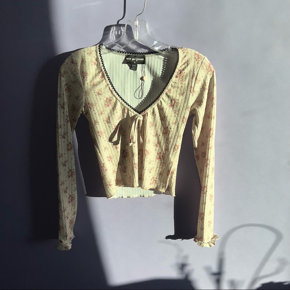 Brand New Floral Long Sleeve